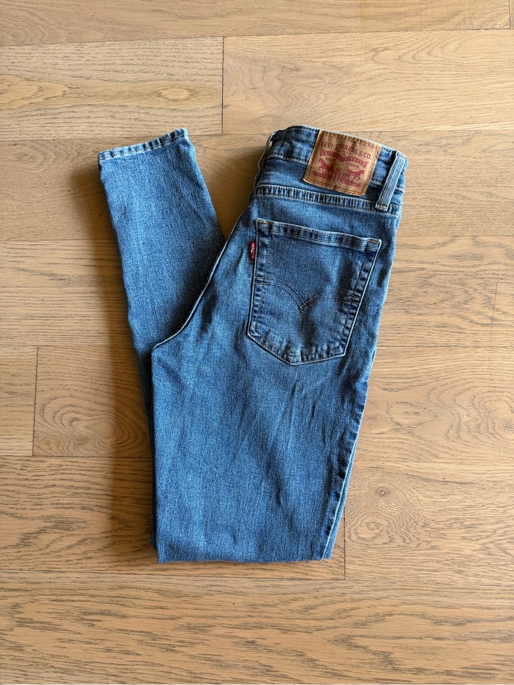 Levi's 721 High Rise Skinny Jeans Size 27 Medium Wash